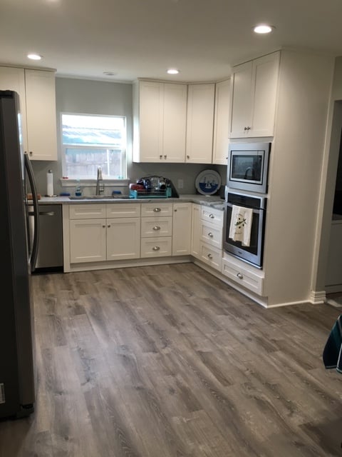 Remodeled kitchen done by Jim Minge and his wife. (Source: Jim Minge)