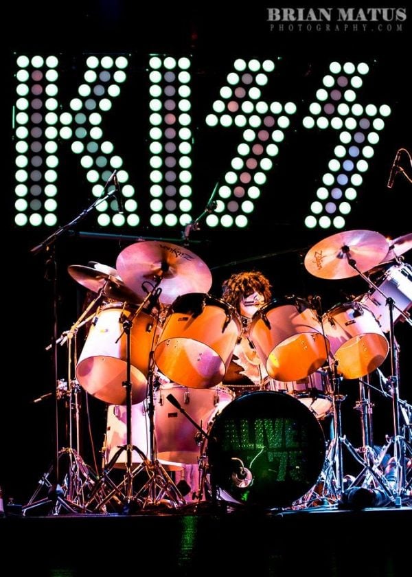 Joe Gillies performs as the The Catman in the KISS tribute band Alive! '75. (Photo credit: Brian Matus)