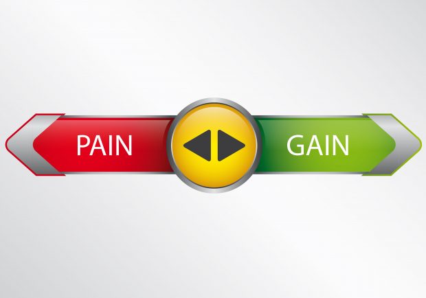 A red arrow showing pain going left. A green arrow showing gain going right.