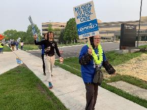 As CUNA Mutual Union Strike Continues Both Sides Expected to Meet This Week